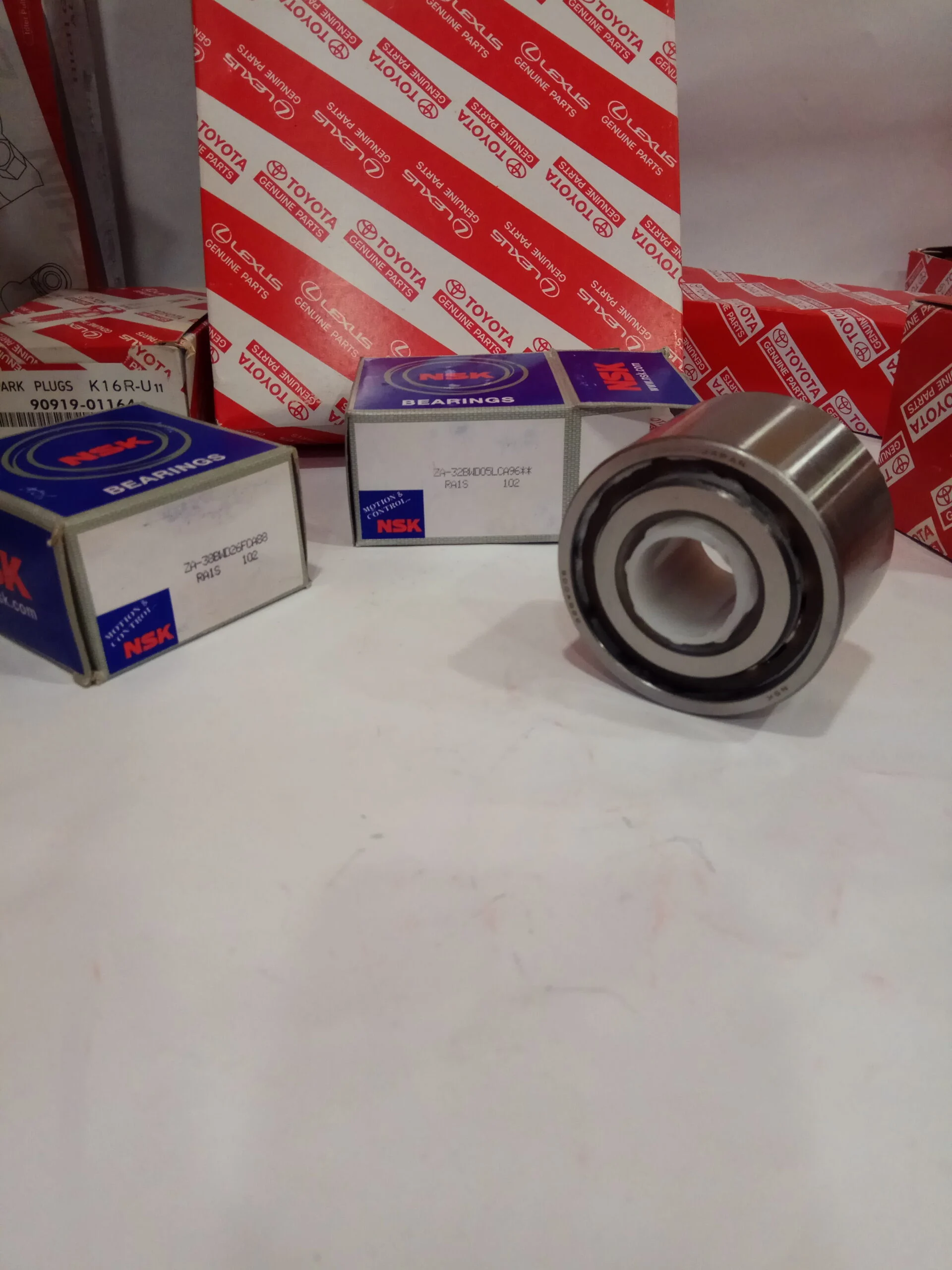 Подшипник передней ступицы NSK (Япония) Toyota Mark2 Chaser Crown 90363-32035