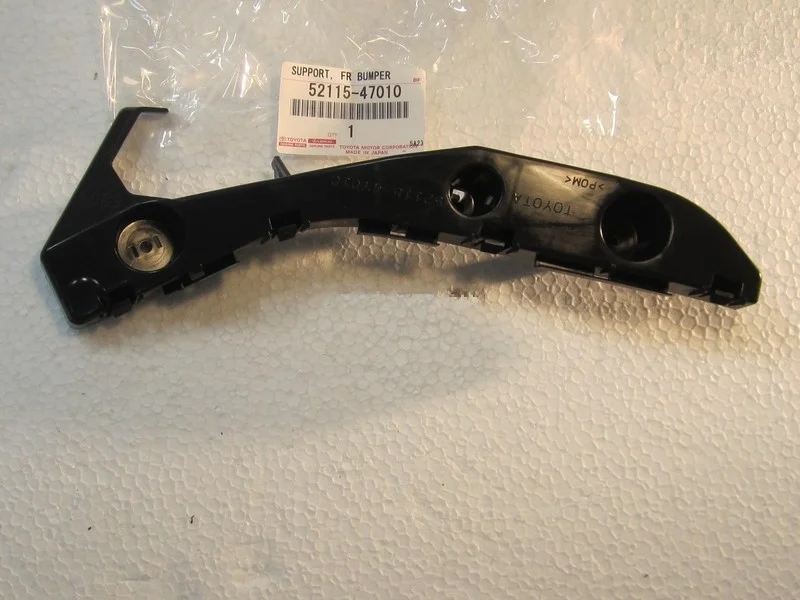 Крепление бампера переднего TOYOTA PRIUS NHW20 52115-47010