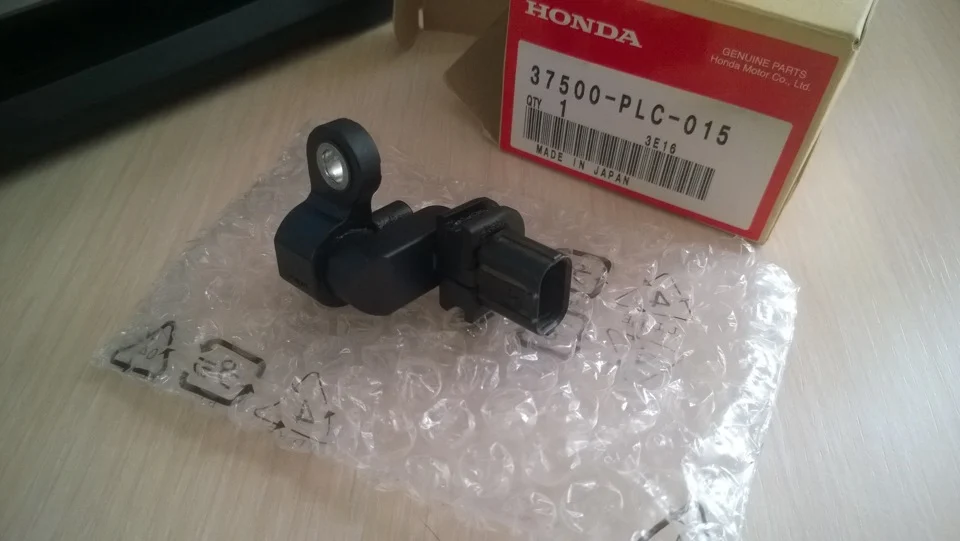 Датчик положения коленвала HONDA 37500-PLC-015
