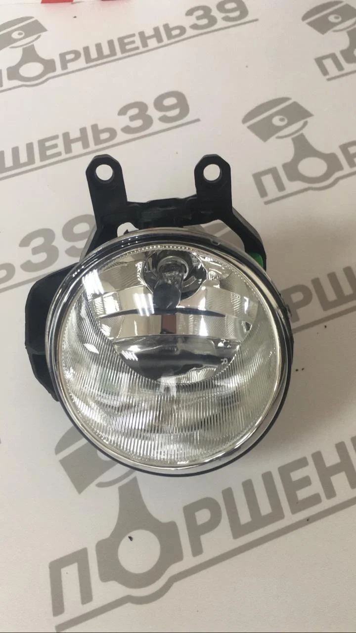 Фара противотуманная правая TOYOTA LEXUS RH 81210-47010 81210-12230
