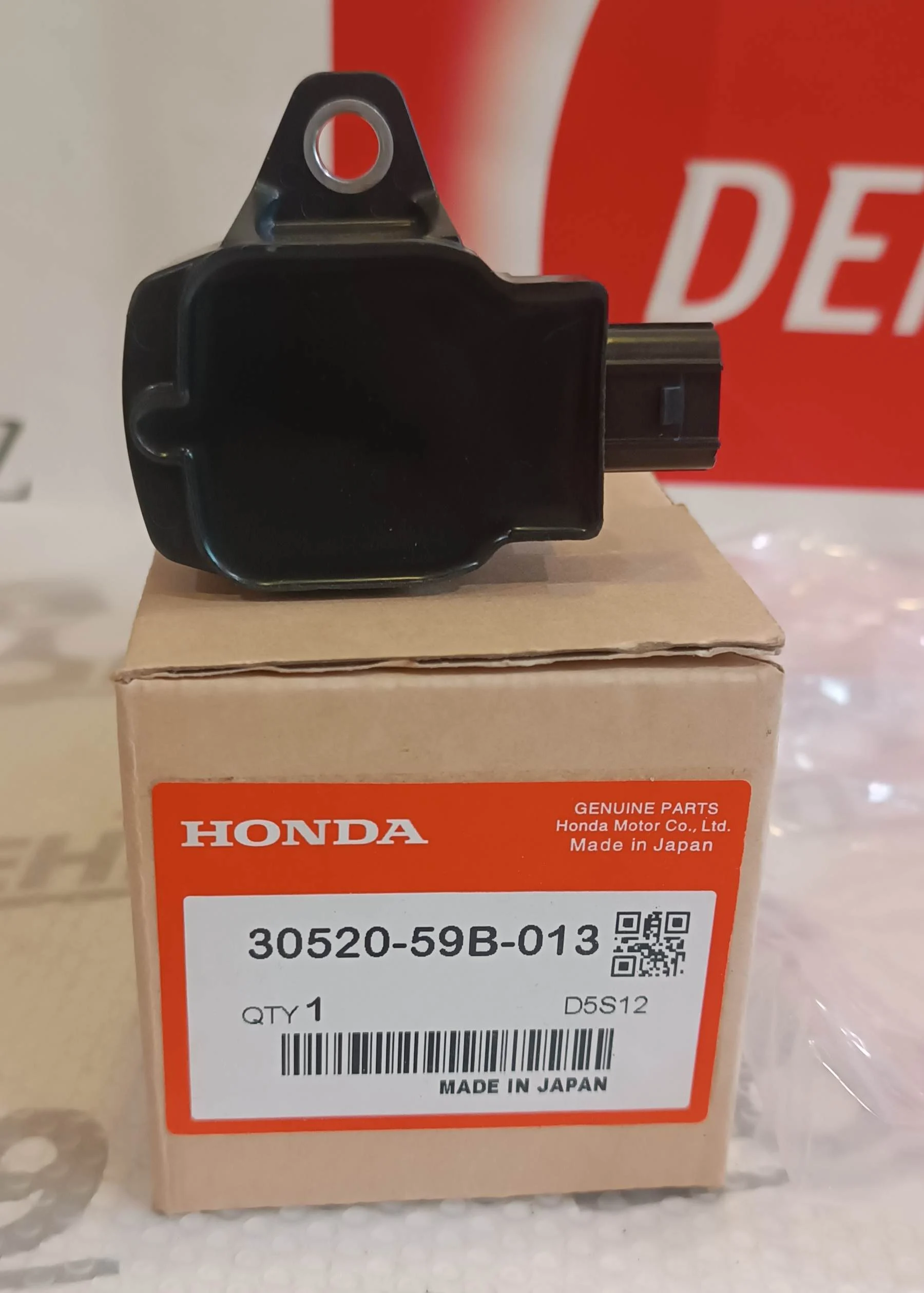 Катушка зажигания новая оригинал HONDA JADE STEP WGN L15BM L15BN L15B 30520-59B-013