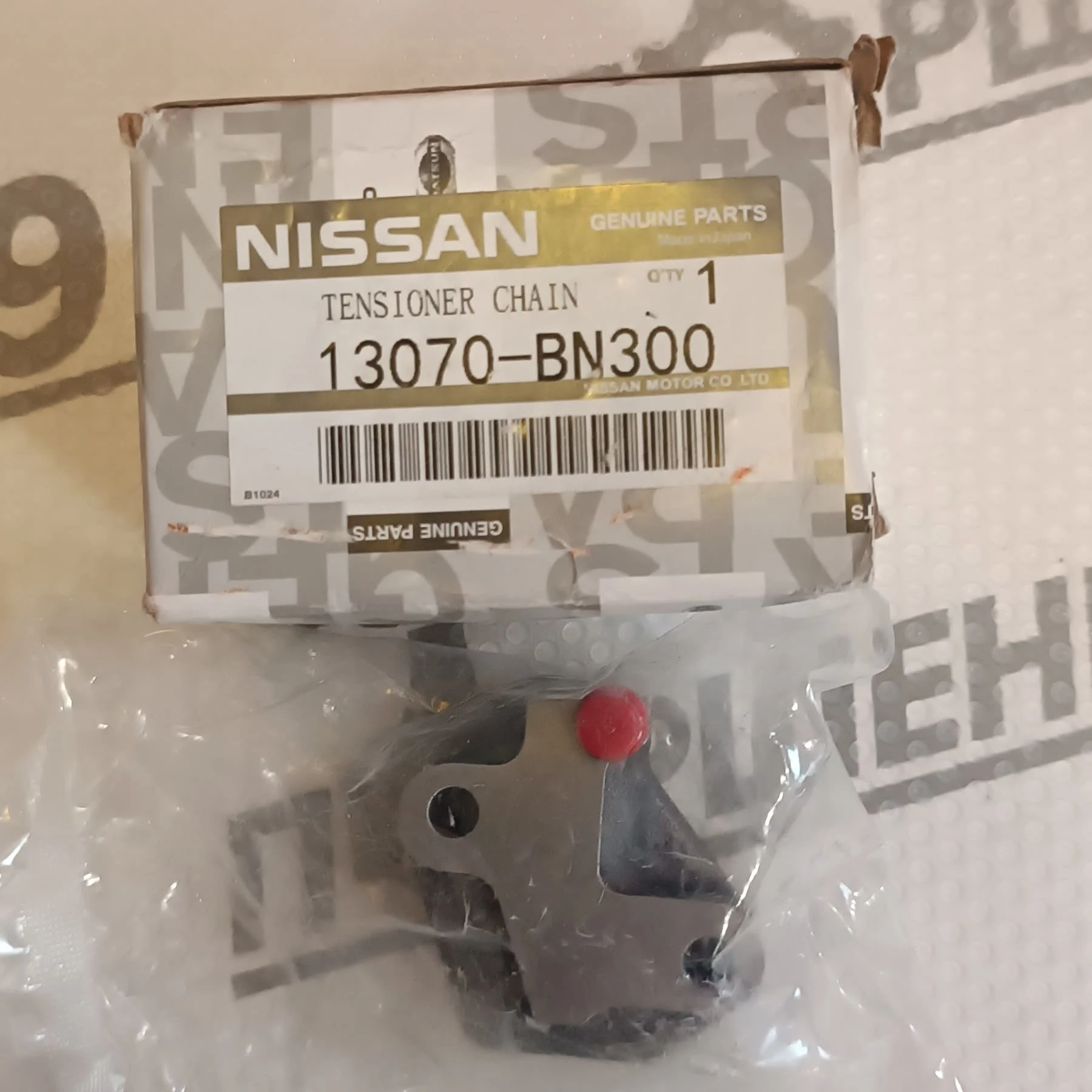 Натяжитель цепи ГРМ Nissan YD25DDTI YD22 13070-BN300